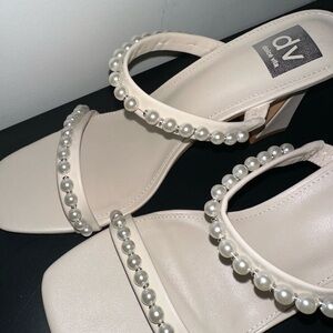 DV by Dolce Vita Women's Cream Pearl-Embellished Sandals